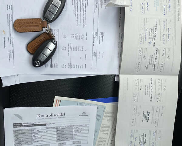 Черный Ниссан Лиф, объемом двигателя 0 л и пробегом 132 тыс. км за 5900 $, фото 12 на Automoto.ua