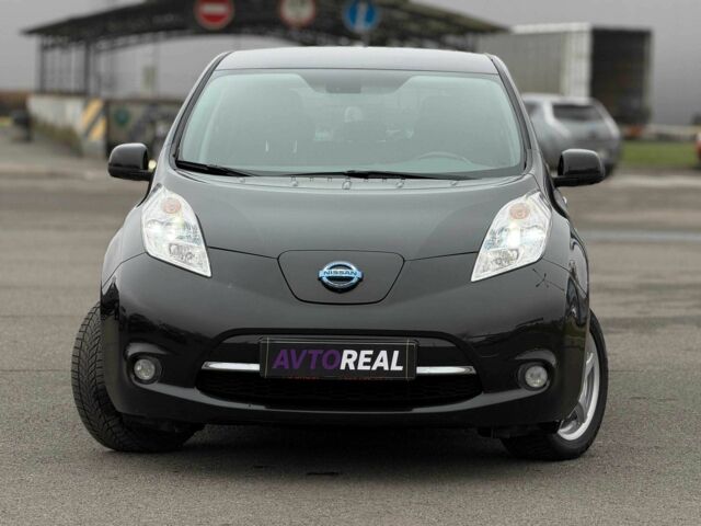 Чорний Ніссан Ліф, об'ємом двигуна 2 л та пробігом 118 тис. км за 7500 $, фото 2 на Automoto.ua