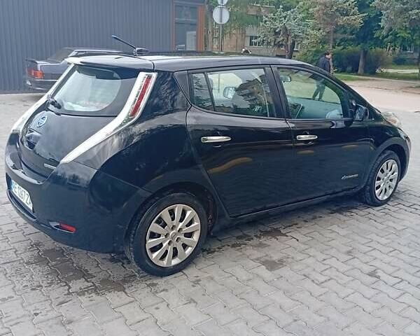 Чорний Ніссан Ліф, об'ємом двигуна 0 л та пробігом 229 тис. км за 5500 $, фото 4 на Automoto.ua