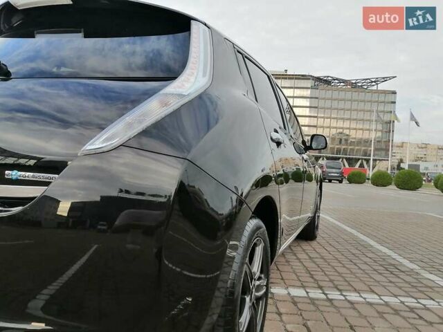 Черный Ниссан Лиф, объемом двигателя 0 л и пробегом 146 тыс. км за 7900 $, фото 9 на Automoto.ua