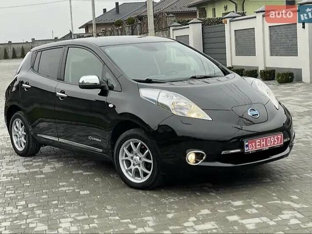Черный Ниссан Лиф, объемом двигателя 0 л и пробегом 128 тыс. км за 7200 $, фото 7 на Automoto.ua