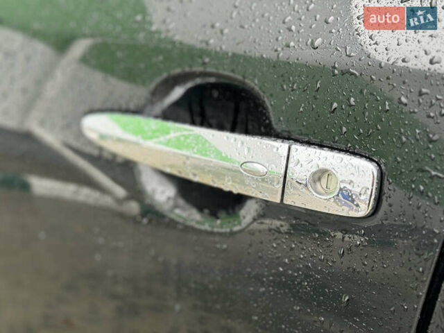 Чорний Ніссан Ліф, об'ємом двигуна 0 л та пробігом 104 тис. км за 7000 $, фото 30 на Automoto.ua