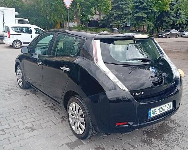 Чорний Ніссан Ліф, об'ємом двигуна 0 л та пробігом 229 тис. км за 5500 $, фото 2 на Automoto.ua
