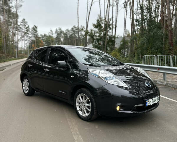 Чорний Ніссан Ліф, об'ємом двигуна 0 л та пробігом 150 тис. км за 7400 $, фото 1 на Automoto.ua