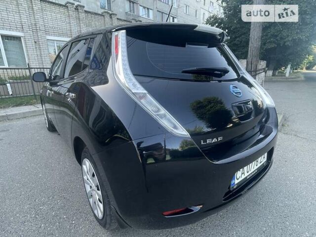 Черный Ниссан Лиф, объемом двигателя 0 л и пробегом 22 тыс. км за 10300 $, фото 41 на Automoto.ua