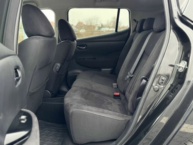 Черный Ниссан Лиф, объемом двигателя 0 л и пробегом 100 тыс. км за 6600 $, фото 5 на Automoto.ua