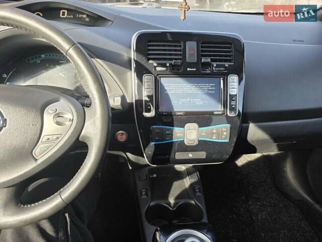 Чорний Ніссан Ліф, об'ємом двигуна 0 л та пробігом 128 тис. км за 7200 $, фото 11 на Automoto.ua