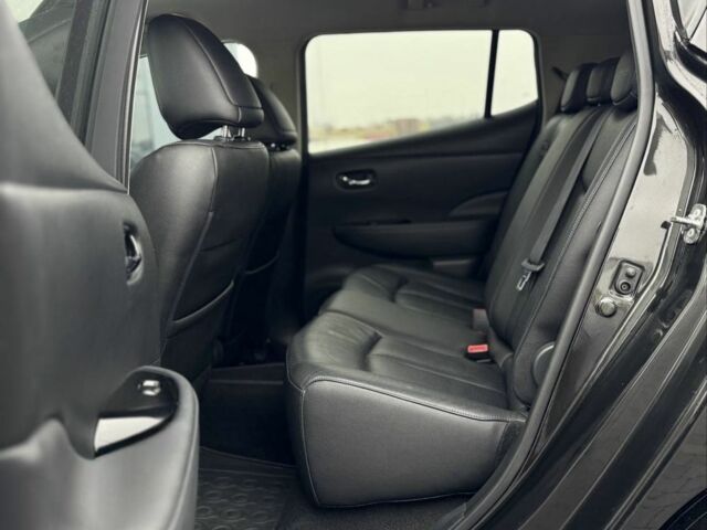 Черный Ниссан Лиф, объемом двигателя 0 л и пробегом 125 тыс. км за 6500 $, фото 10 на Automoto.ua