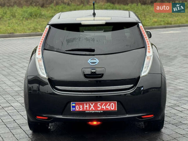 Черный Ниссан Лиф, объемом двигателя 0 л и пробегом 125 тыс. км за 6500 $, фото 17 на Automoto.ua