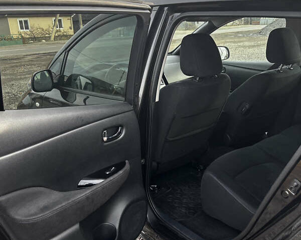 Черный Ниссан Лиф, объемом двигателя 0 л и пробегом 144 тыс. км за 5999 $, фото 6 на Automoto.ua