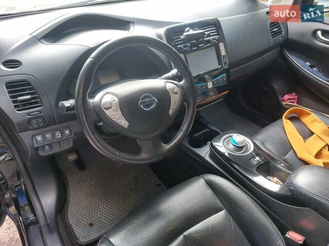 Чорний Ніссан Ліф, об'ємом двигуна 0 л та пробігом 168 тис. км за 7500 $, фото 10 на Automoto.ua