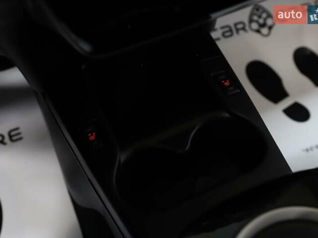 Чорний Ніссан Ліф, об'ємом двигуна 0 л та пробігом 55 тис. км за 6900 $, фото 47 на Automoto.ua