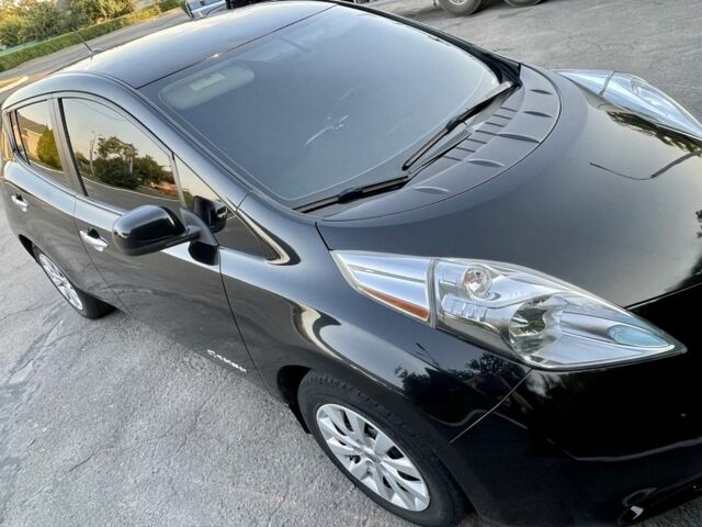 Черный Ниссан Лиф, объемом двигателя 0 л и пробегом 170 тыс. км за 4300 $, фото 12 на Automoto.ua