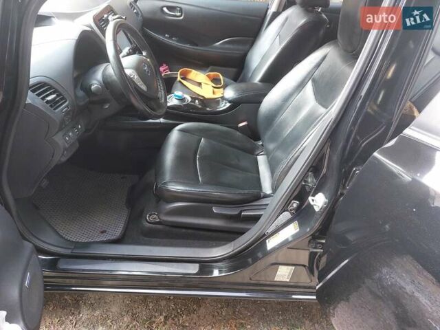 Чорний Ніссан Ліф, об'ємом двигуна 0 л та пробігом 168 тис. км за 7500 $, фото 9 на Automoto.ua