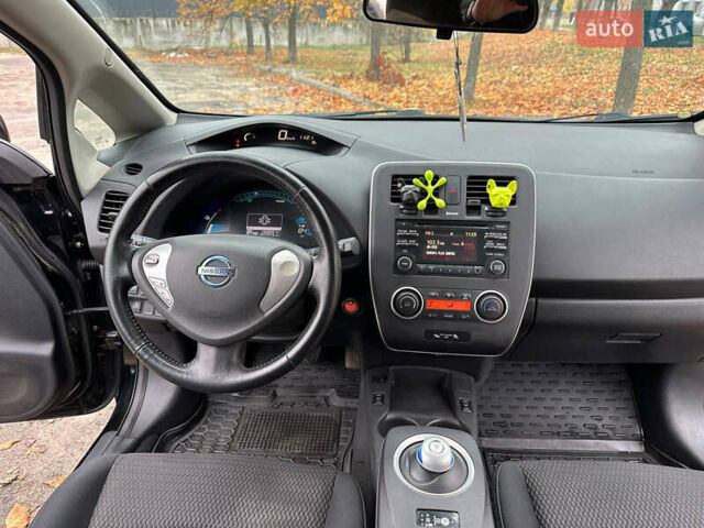 Черный Ниссан Лиф, объемом двигателя 0 л и пробегом 164 тыс. км за 7200 $, фото 15 на Automoto.ua