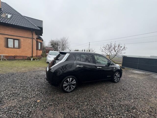 Чорний Ніссан Ліф, об'ємом двигуна 0 л та пробігом 120 тис. км за 6300 $, фото 16 на Automoto.ua