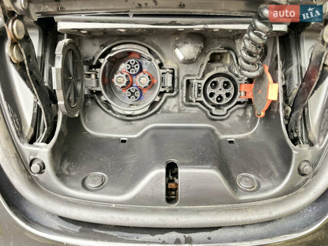 Чорний Ніссан Ліф, об'ємом двигуна 0 л та пробігом 115 тис. км за 7750 $, фото 11 на Automoto.ua