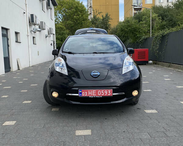 Ниссан Лиф 2014 в Ужгороде на Automoto.ua Черный Ниссан Лиф, объемом двигателя 0 л и пробегом 186 тыс. км за 6950 $, фото 1 на Automoto.ua