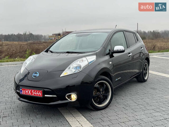 Черный Ниссан Лиф, объемом двигателя 0 л и пробегом 100 тыс. км за 5999 $, фото 3 на Automoto.ua