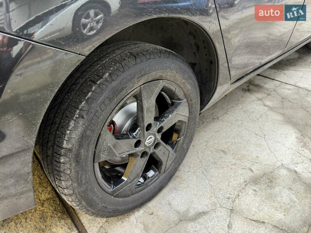 Черный Ниссан Лиф, объемом двигателя 0 л и пробегом 218 тыс. км за 6850 $, фото 50 на Automoto.ua