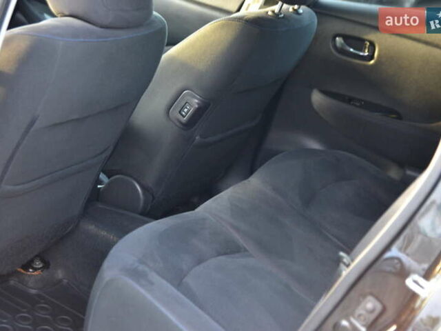 Чорний Ніссан Ліф, об'ємом двигуна 0 л та пробігом 126 тис. км за 6500 $, фото 18 на Automoto.ua