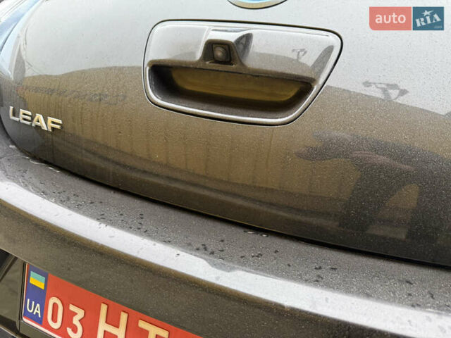 Черный Ниссан Лиф, объемом двигателя 0 л и пробегом 218 тыс. км за 6850 $, фото 35 на Automoto.ua