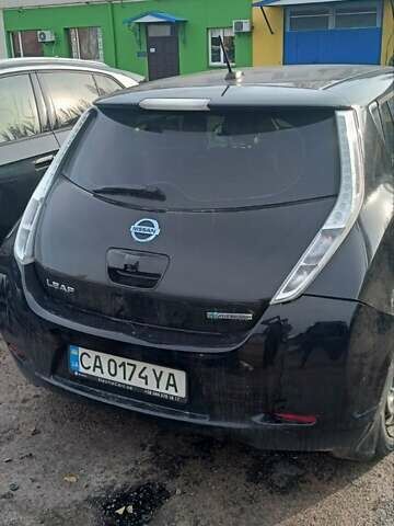 Черный Ниссан Лиф, объемом двигателя 0 л и пробегом 180 тыс. км за 4500 $, фото 3 на Automoto.ua