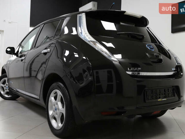 Чорний Ніссан Ліф, об'ємом двигуна 0 л та пробігом 55 тис. км за 6900 $, фото 17 на Automoto.ua