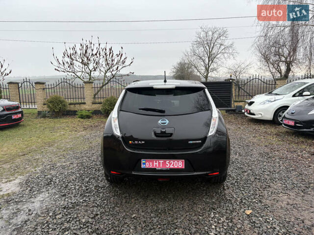 Черный Ниссан Лиф, объемом двигателя 0 л и пробегом 120 тыс. км за 6300 $, фото 6 на Automoto.ua