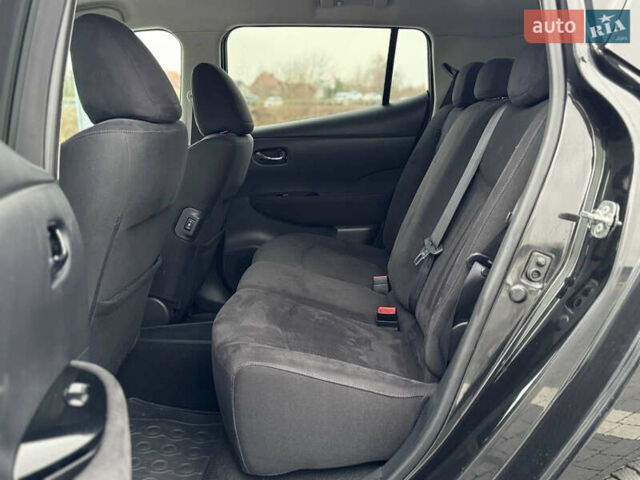 Черный Ниссан Лиф, объемом двигателя 0 л и пробегом 100 тыс. км за 5999 $, фото 28 на Automoto.ua