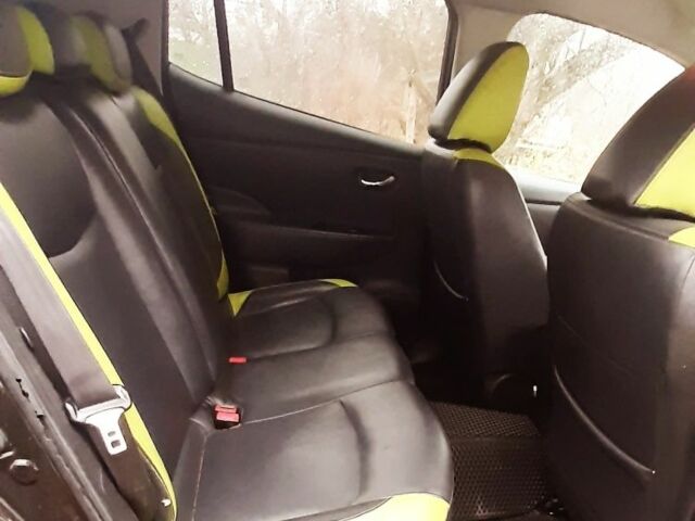 Черный Ниссан Лиф, объемом двигателя 0 л и пробегом 250 тыс. км за 4000 $, фото 7 на Automoto.ua