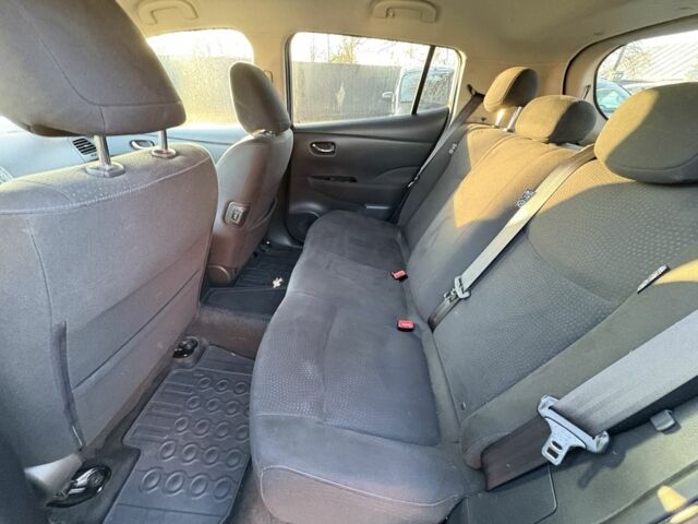 Чорний Ніссан Ліф, об'ємом двигуна 0 л та пробігом 102 тис. км за 5900 $, фото 19 на Automoto.ua