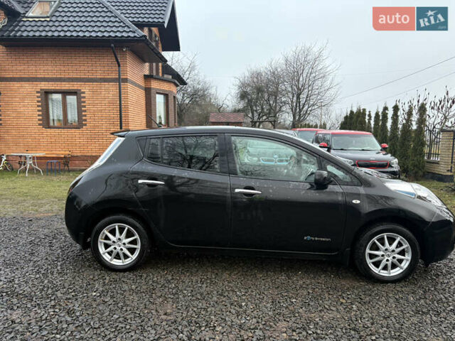 Черный Ниссан Лиф, объемом двигателя 0 л и пробегом 103 тыс. км за 5900 $, фото 3 на Automoto.ua