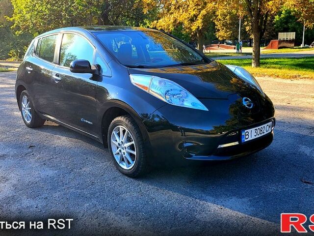 Черный Ниссан Лиф, объемом двигателя 0 л и пробегом 230 тыс. км за 4800 $, фото 3 на Automoto.ua