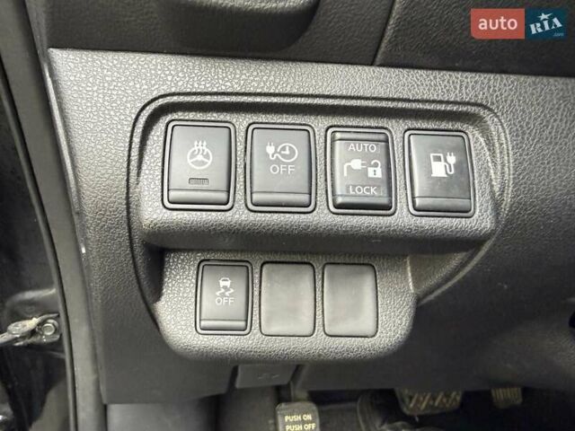 Черный Ниссан Лиф, объемом двигателя 0 л и пробегом 123 тыс. км за 6500 $, фото 34 на Automoto.ua