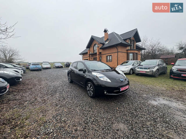 Черный Ниссан Лиф, объемом двигателя 0 л и пробегом 120 тыс. км за 6300 $, фото 14 на Automoto.ua