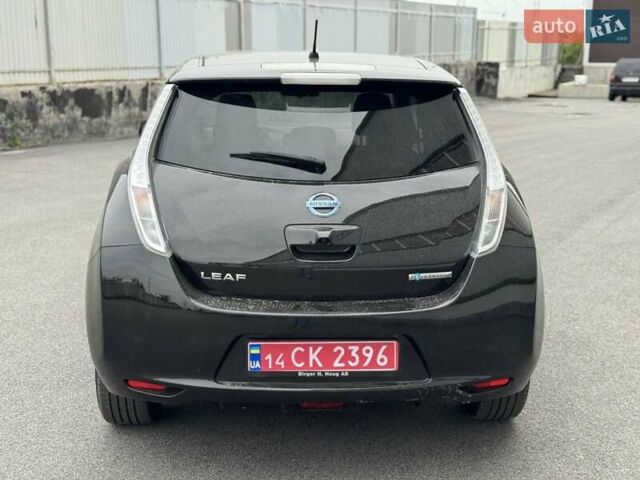 Черный Ниссан Лиф, объемом двигателя 0 л и пробегом 85 тыс. км за 6999 $, фото 2 на Automoto.ua