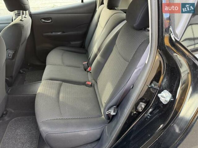 Чорний Ніссан Ліф, об'ємом двигуна 0 л та пробігом 123 тис. км за 6999 $, фото 14 на Automoto.ua