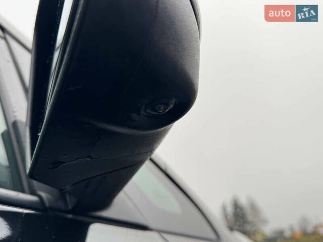 Черный Ниссан Лиф, объемом двигателя 0 л и пробегом 125 тыс. км за 6500 $, фото 36 на Automoto.ua