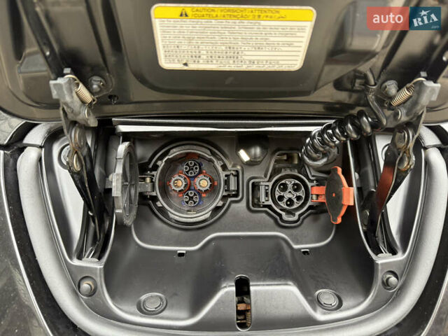 Черный Ниссан Лиф, объемом двигателя 0 л и пробегом 218 тыс. км за 6850 $, фото 31 на Automoto.ua