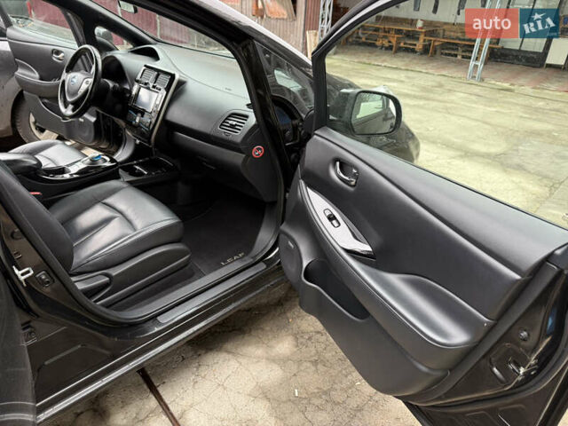 Черный Ниссан Лиф, объемом двигателя 0 л и пробегом 218 тыс. км за 6850 $, фото 22 на Automoto.ua