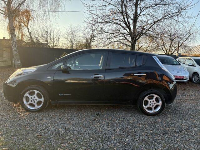 Черный Ниссан Лиф, объемом двигателя 0 л и пробегом 185 тыс. км за 5900 $, фото 7 на Automoto.ua