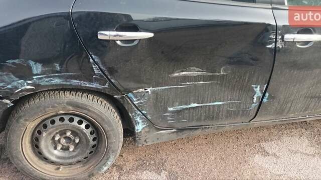 Черный Ниссан Лиф, объемом двигателя 0 л и пробегом 180 тыс. км за 4500 $, фото 5 на Automoto.ua