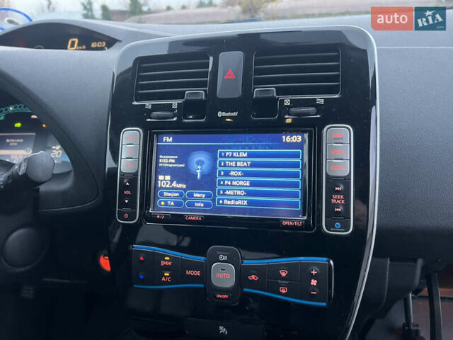 Ниссан Лиф 2014 в Харькове на Automoto.ua Черный Ниссан Лиф, объемом двигателя 0 л и пробегом 93 тыс. км за 8200 $, фото 17 на Automoto.ua