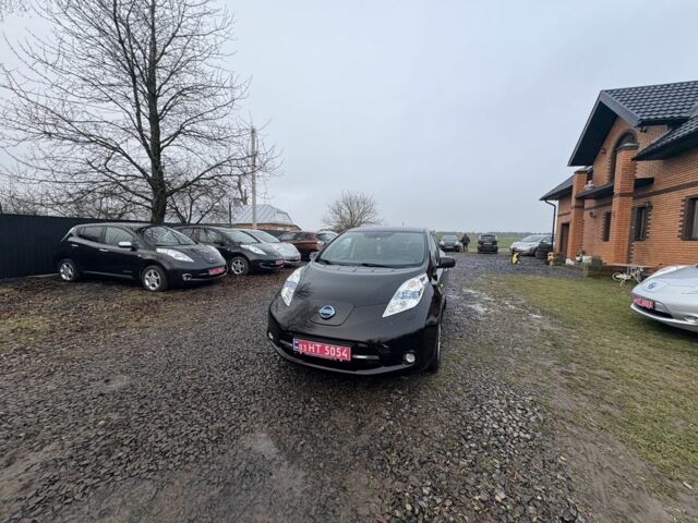 Чорний Ніссан Ліф, об'ємом двигуна 0 л та пробігом 103 тис. км за 5900 $, фото 11 на Automoto.ua