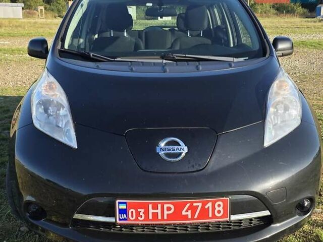 Черный Ниссан Лиф, объемом двигателя 0 л и пробегом 138 тыс. км за 6600 $, фото 4 на Automoto.ua