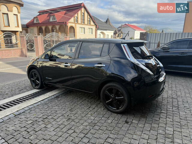 Черный Ниссан Лиф, объемом двигателя 0 л и пробегом 130 тыс. км за 6800 $, фото 33 на Automoto.ua