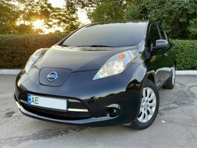 Черный Ниссан Лиф, объемом двигателя 0 л и пробегом 170 тыс. км за 4300 $, фото 14 на Automoto.ua