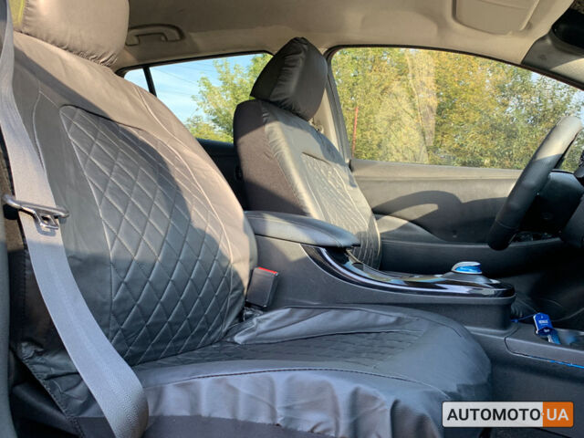 Чорний Ніссан Ліф, об'ємом двигуна 24 л та пробігом 128 тис. км за 6400 $, фото 20 на Automoto.ua