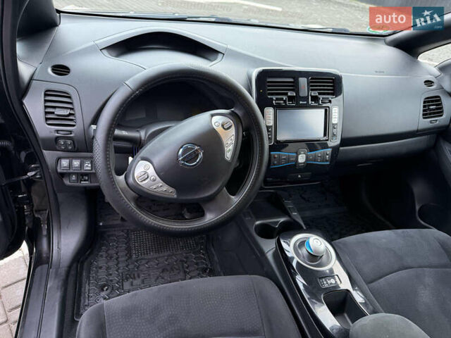 Чорний Ніссан Ліф, об'ємом двигуна 0 л та пробігом 95 тис. км за 7200 $, фото 9 на Automoto.ua